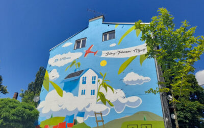 Mural na ścianie budynku przy ulicy Królewskiej 3 w Zduńskiej Woli