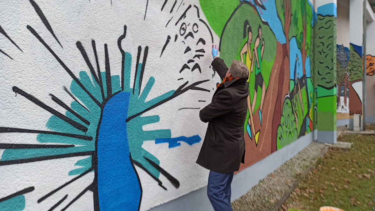 mural-podkowa-lesna-001
